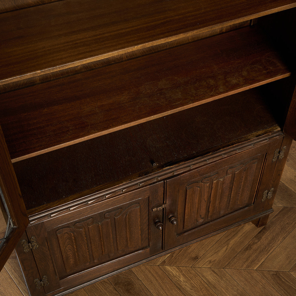 ガラス キャビネット