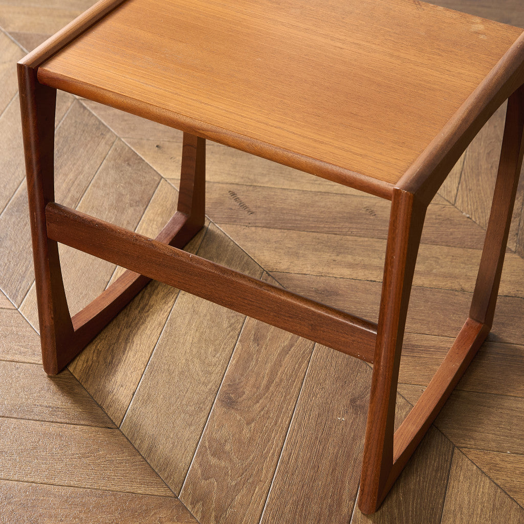 Quadrille ヴィンテージ ネストテーブル