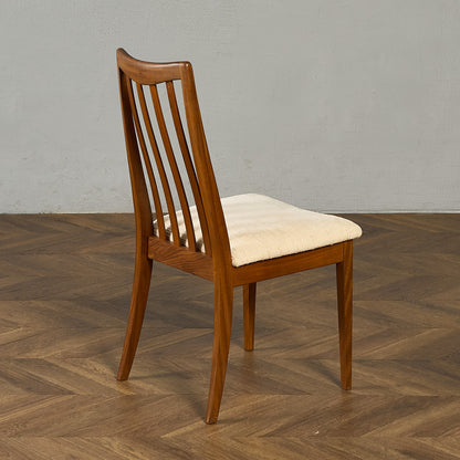 スラットバックチェア (4540)