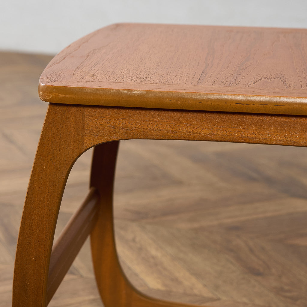 Burlington ネストテーブル