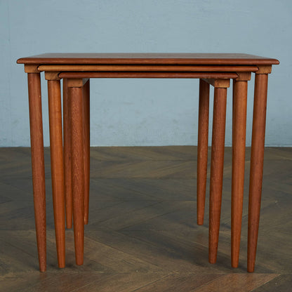 Vintage Danish nesting table #83861