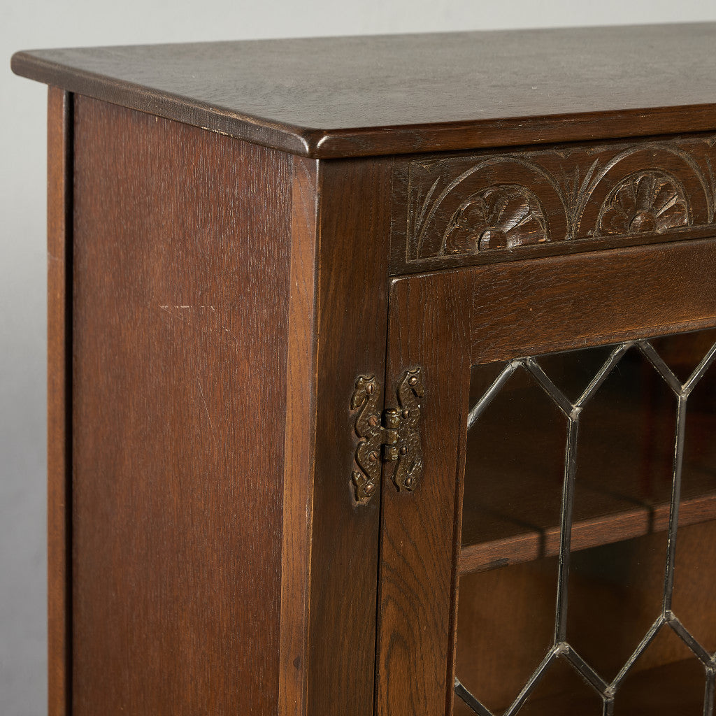 ガラス キャビネット