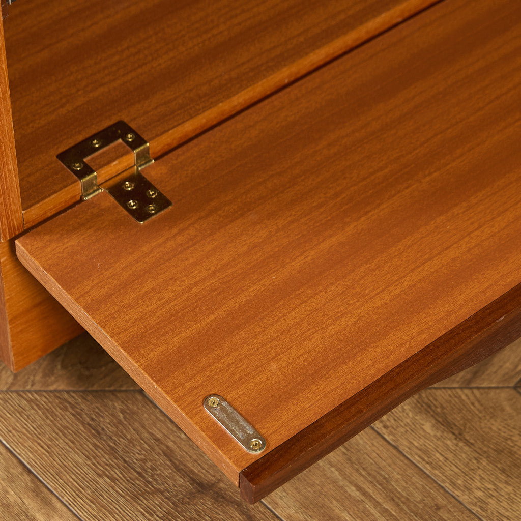 英国ヴィンテージ ハイサイドボード / ハイボード