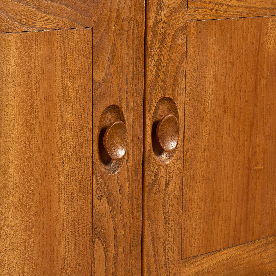 ウィンザー サイドボード