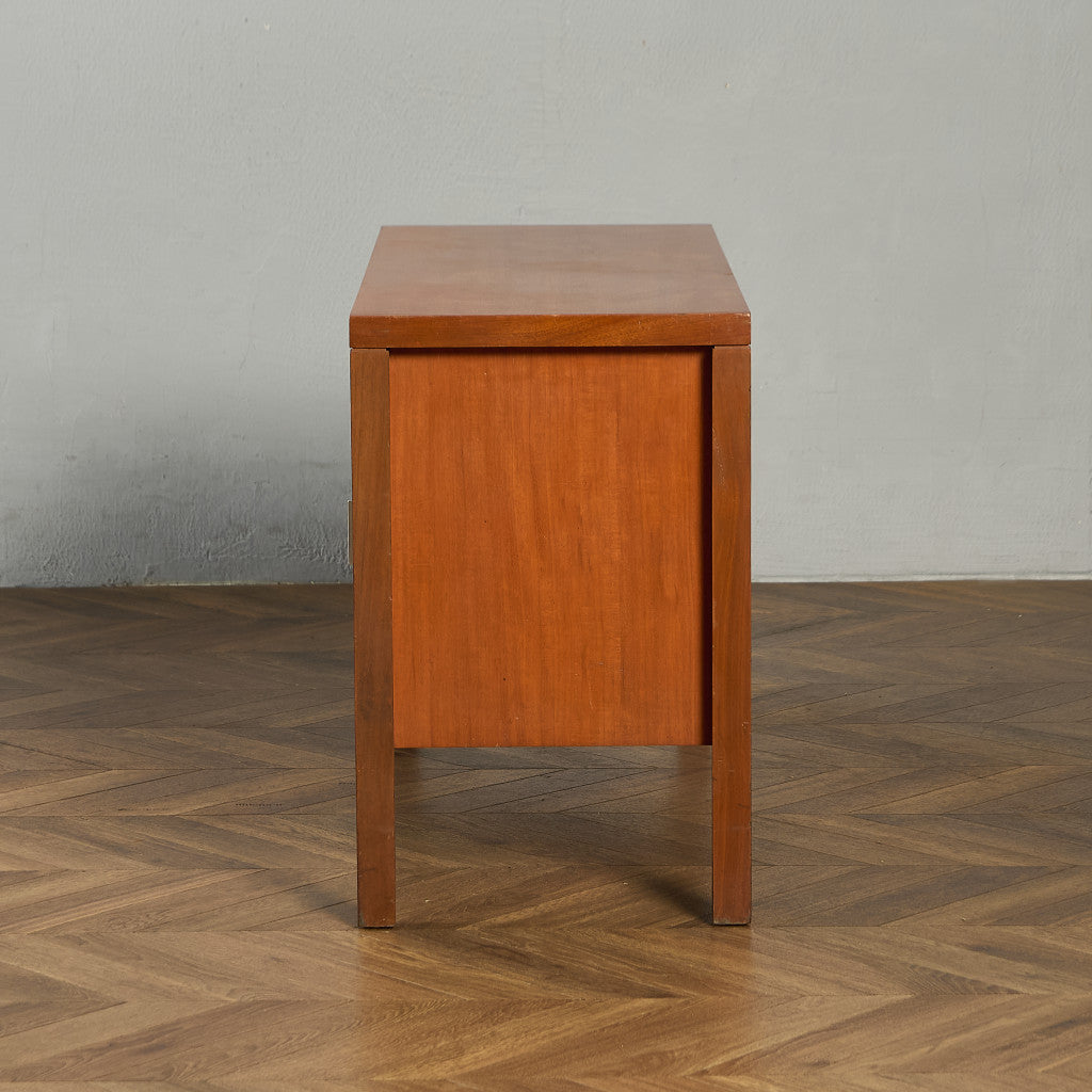 英国 ヴィンテージ キャビネット