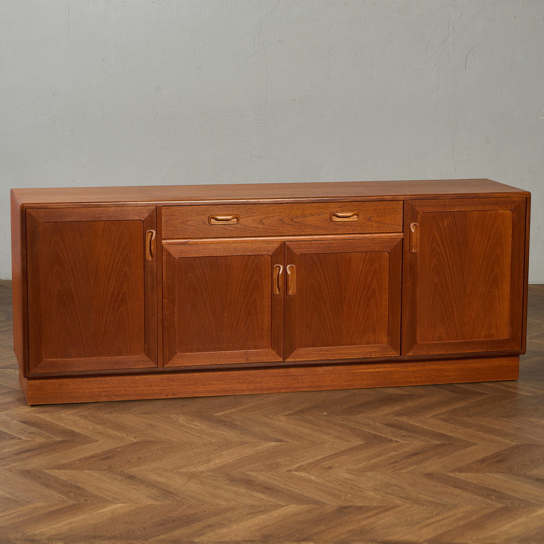 Fresco ヴィンテージ サイドボード