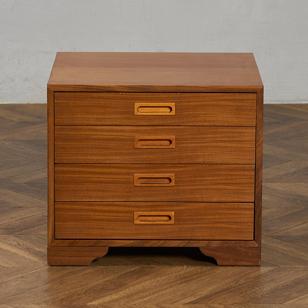 英国 ヴィンテージ 4段 サイドチェスト