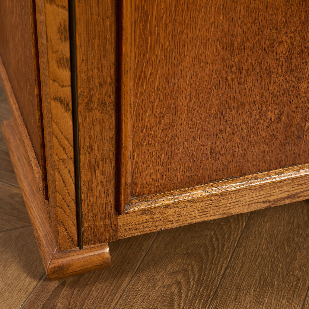 英国 クラシック ベッドサイド キャビネット