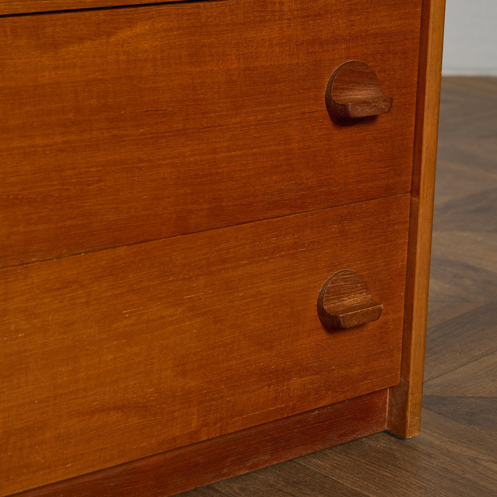 ヴィンテージ 4段 チェスト