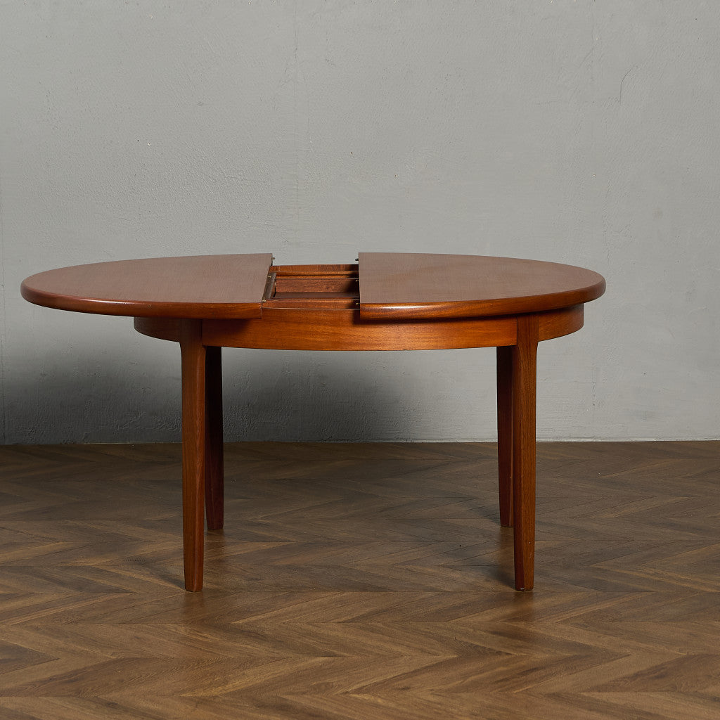 ヴィンテージ エクステンション ラウンドダイニングテーブル