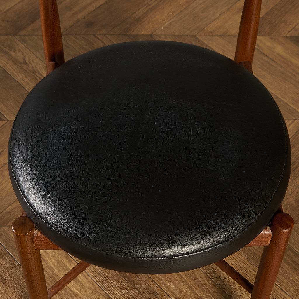 サーキュラーチェア