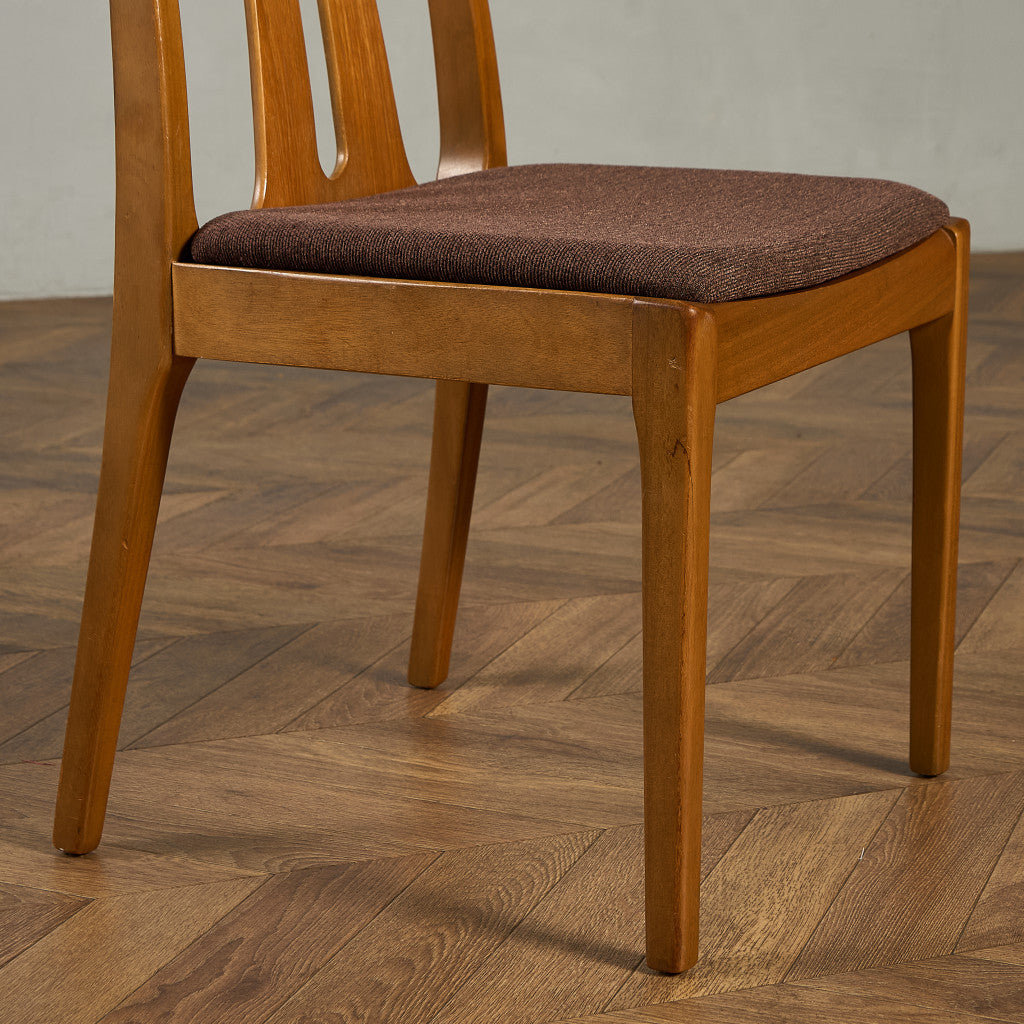 ダイニングチェア  座面張替え済み