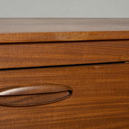 ホームウォージー ギャランティード ファニチャー Homeworthy guaranteed furniture ヴィンテージ サイドボード #89567