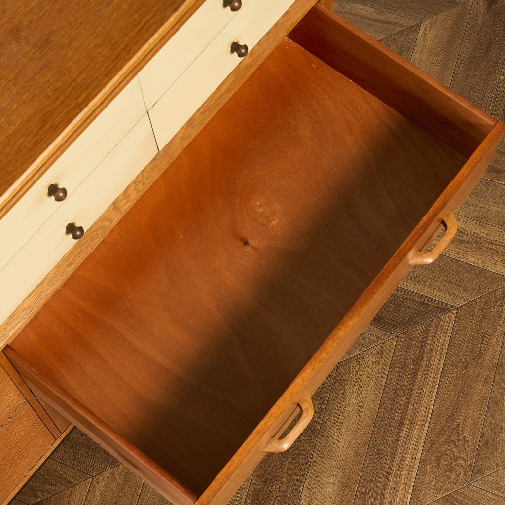 Chinese white ドロワー チェスト (B897)