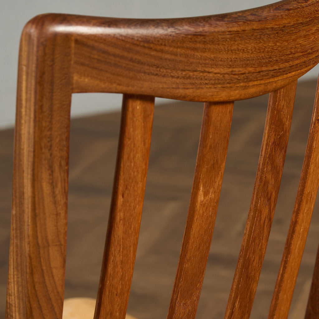 スラットバックチェア 座面張替え済み