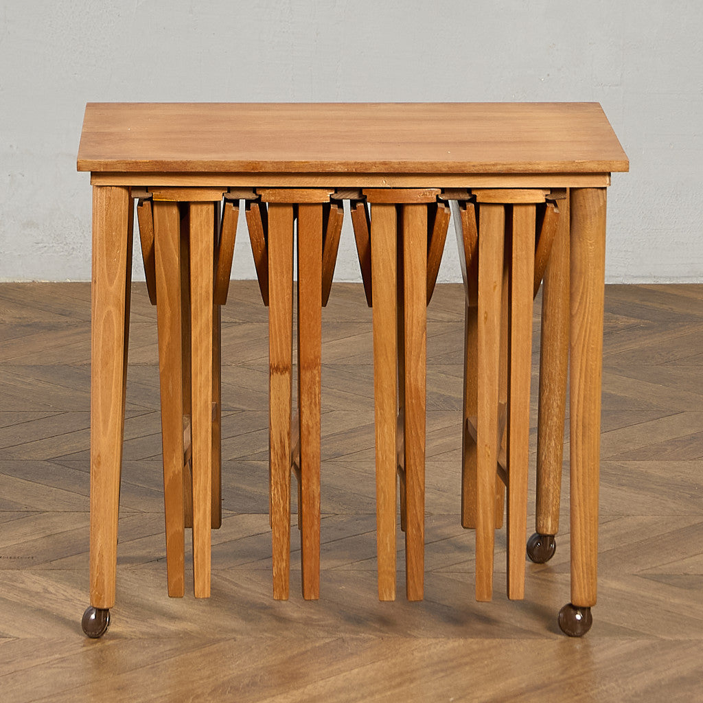 サイドテーブル Poul Hundevad Novy Domov ネストテーブル チーク材 ビーチ材 チェコスロバキア 北欧ヴィンテージ 英国ヴィンテージ ナイトテーブル デザイナーズ 楽天市場】サイドテーブル Poul Hundevad Novy Domov ネストテーブル