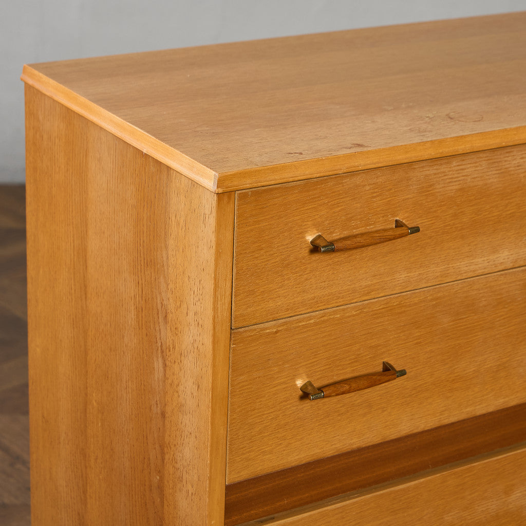 ヴィンテージ 4段 チェスト