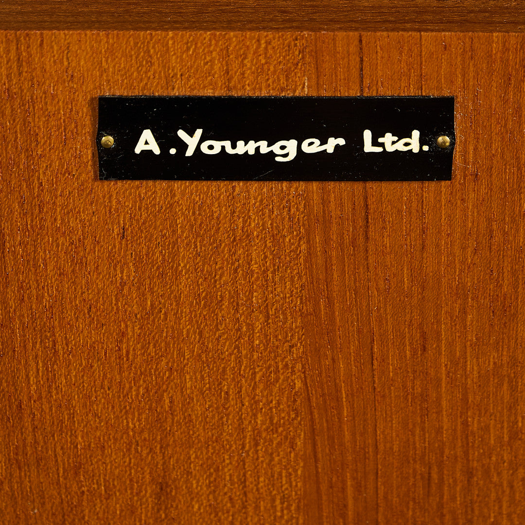 Volany ヴィンテージ サイドボード