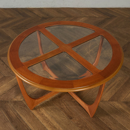 ヴィンテージ ガラストップ ネスト コーヒーテーブル