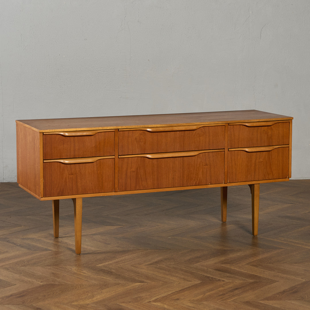 イギリス ヴィンテージ サイドボード