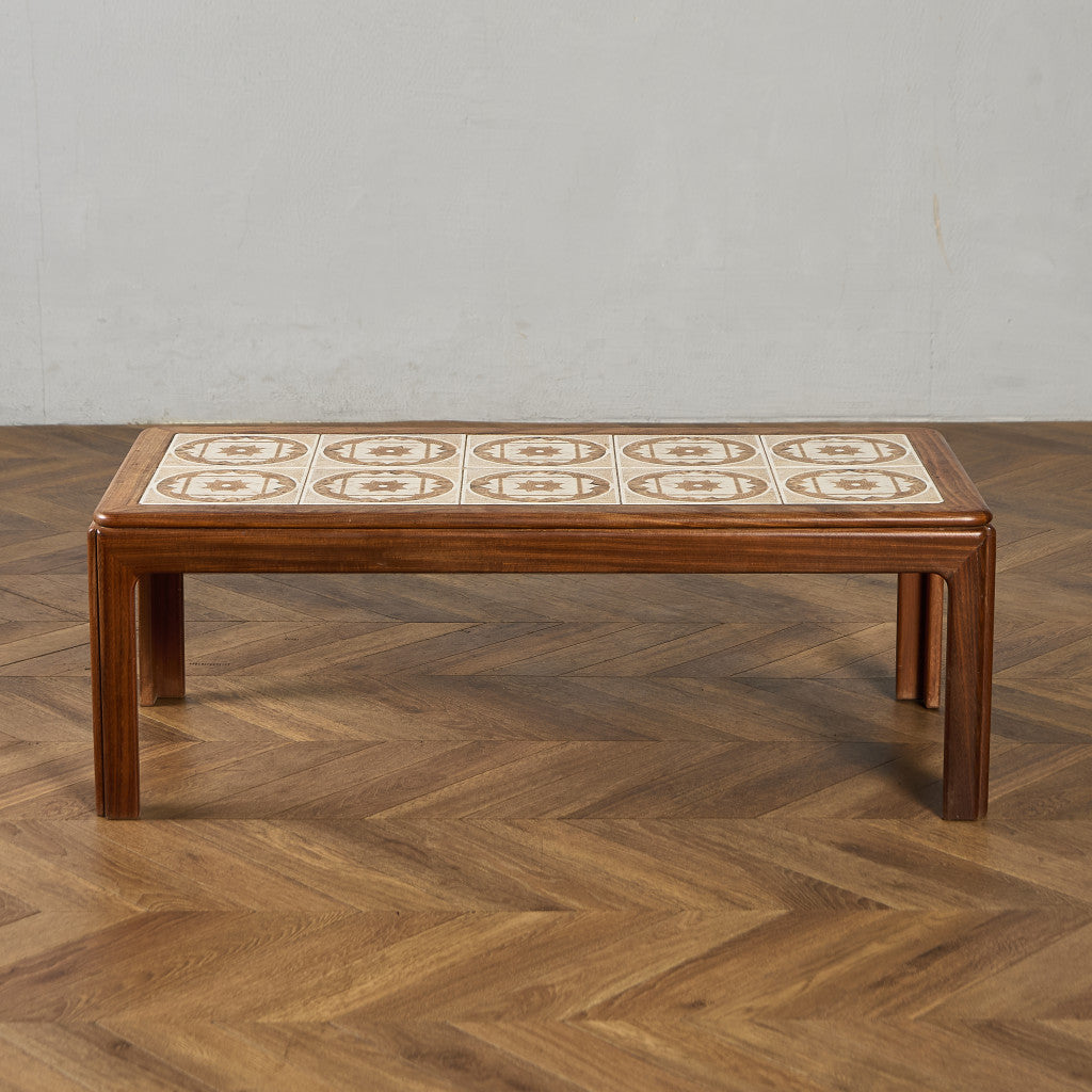 タイルトップ コーヒーテーブル