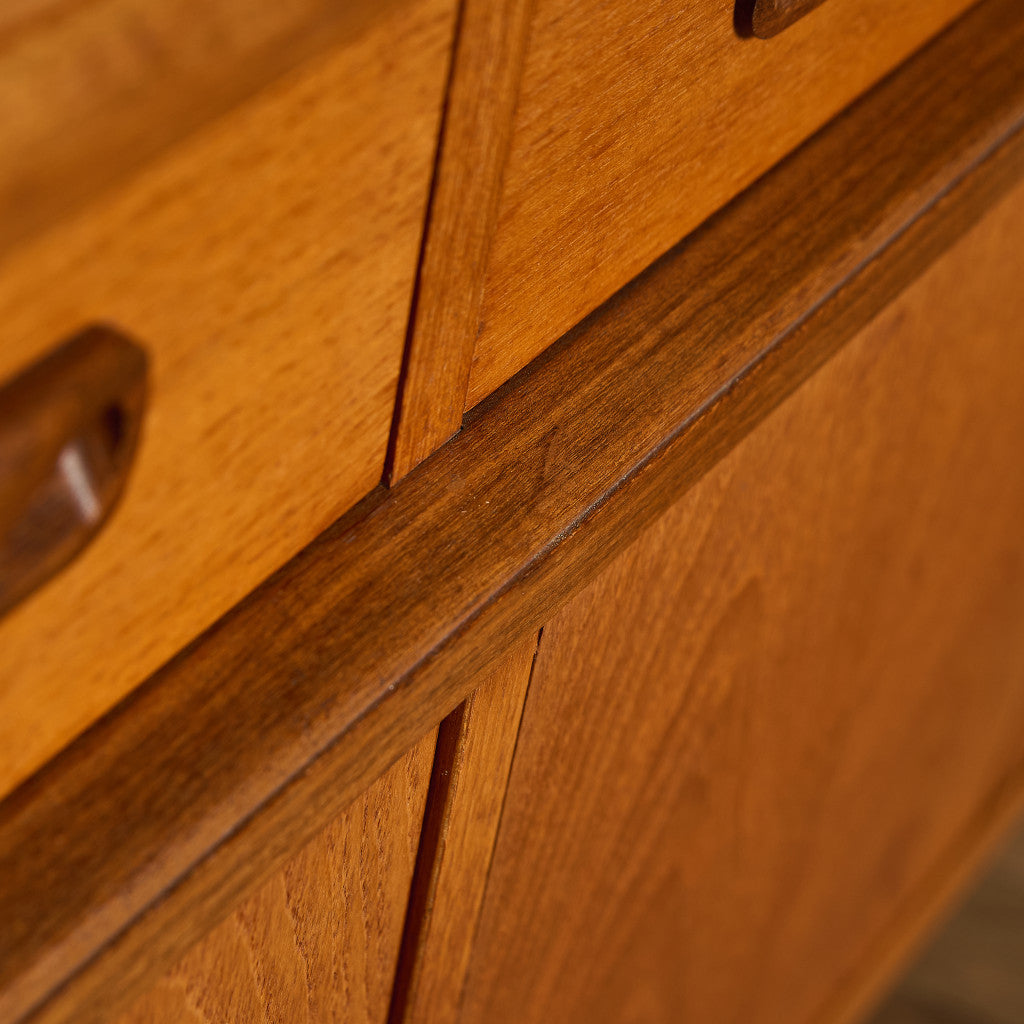 Fresco ヴィンテージ 脚付き サイドボード (4072)