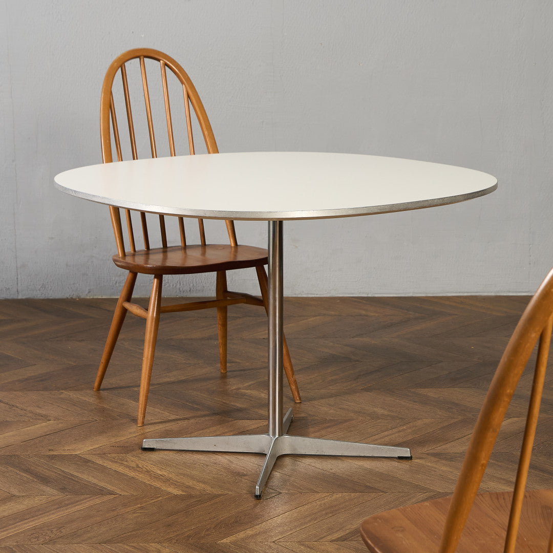 Fritz Hansen A603 Super-circular Table スーパー円テーブル