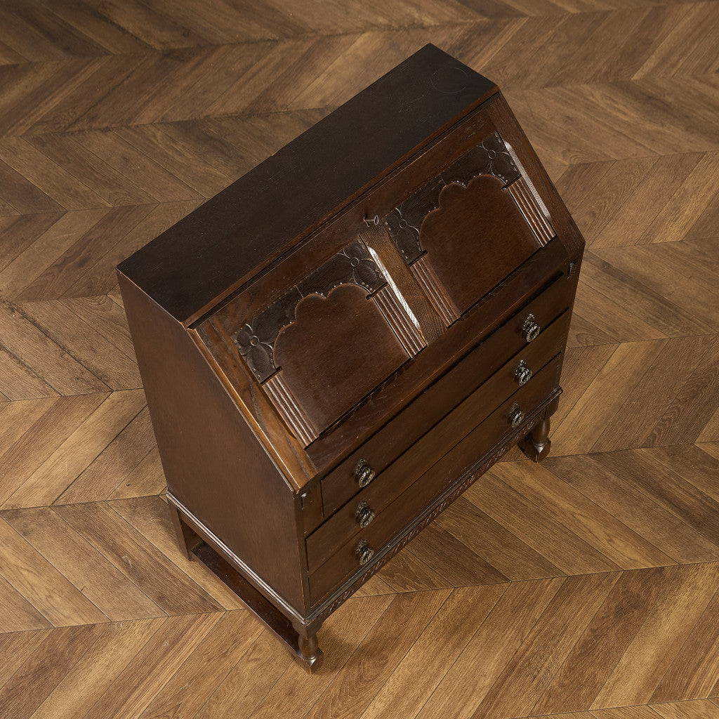 Stanley Wood of Olney ライティング ビューロー