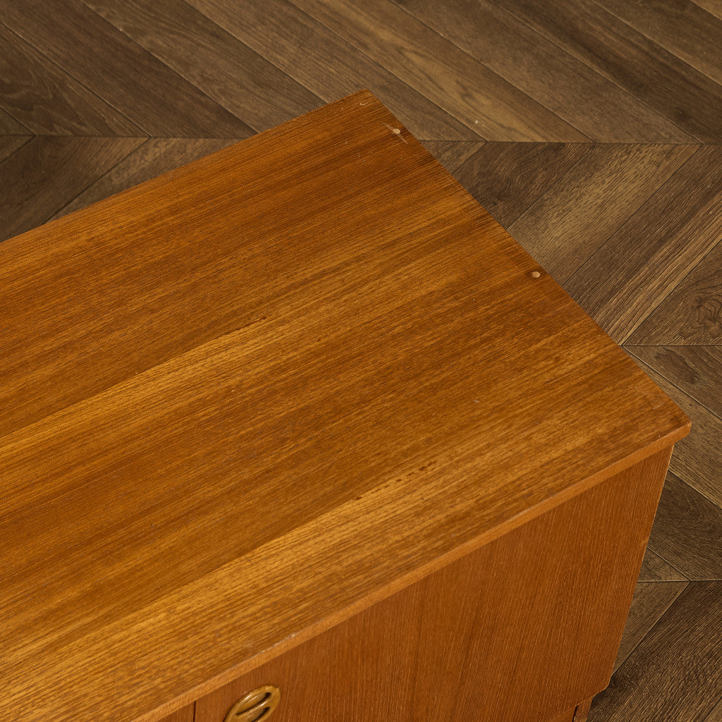 英国ヴィンテージ キャビネット