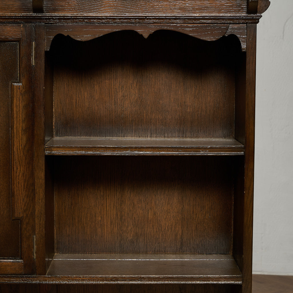 英国 クラシック ウェルシュドレッサー  食器棚