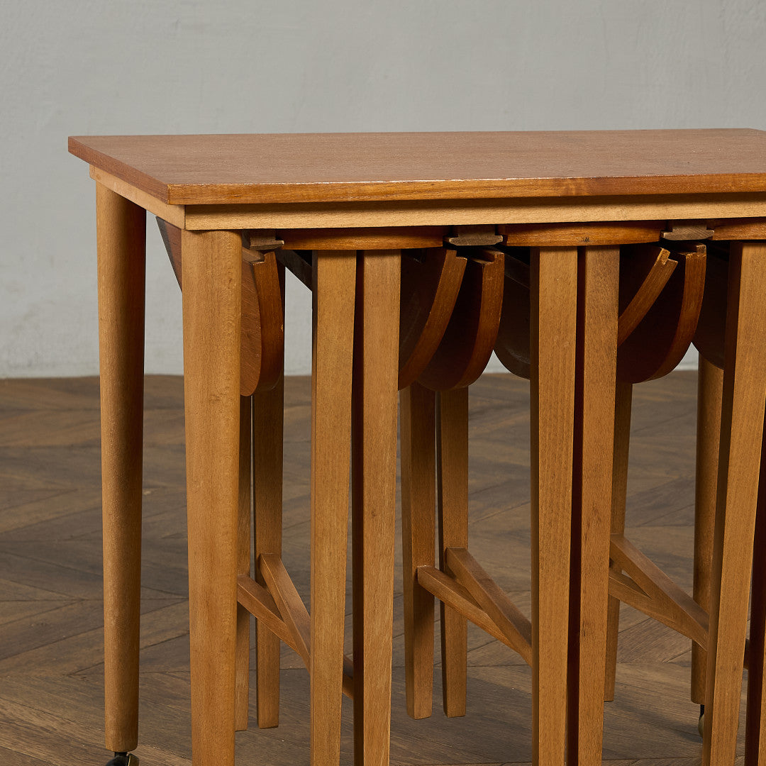 Novy Domov ヴィンテージ ネストテーブル