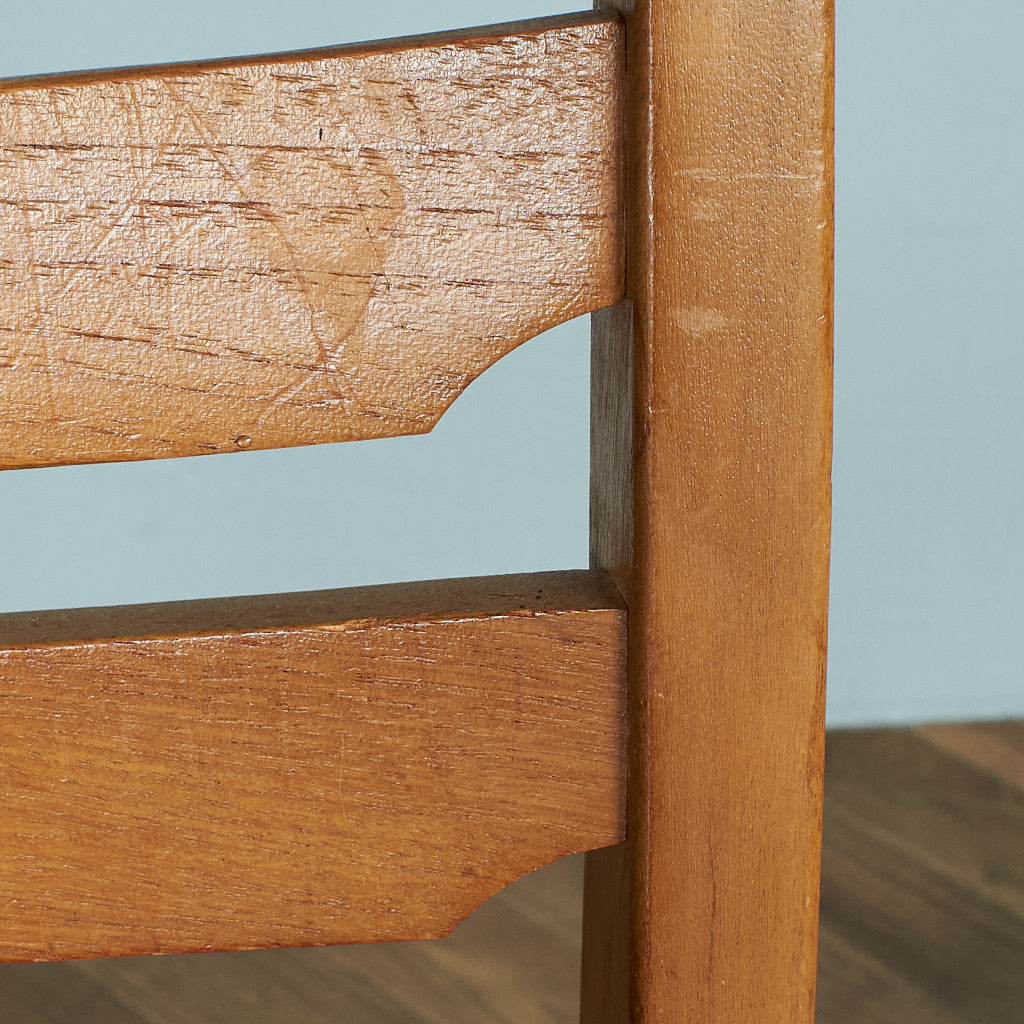 ダイニングチェア