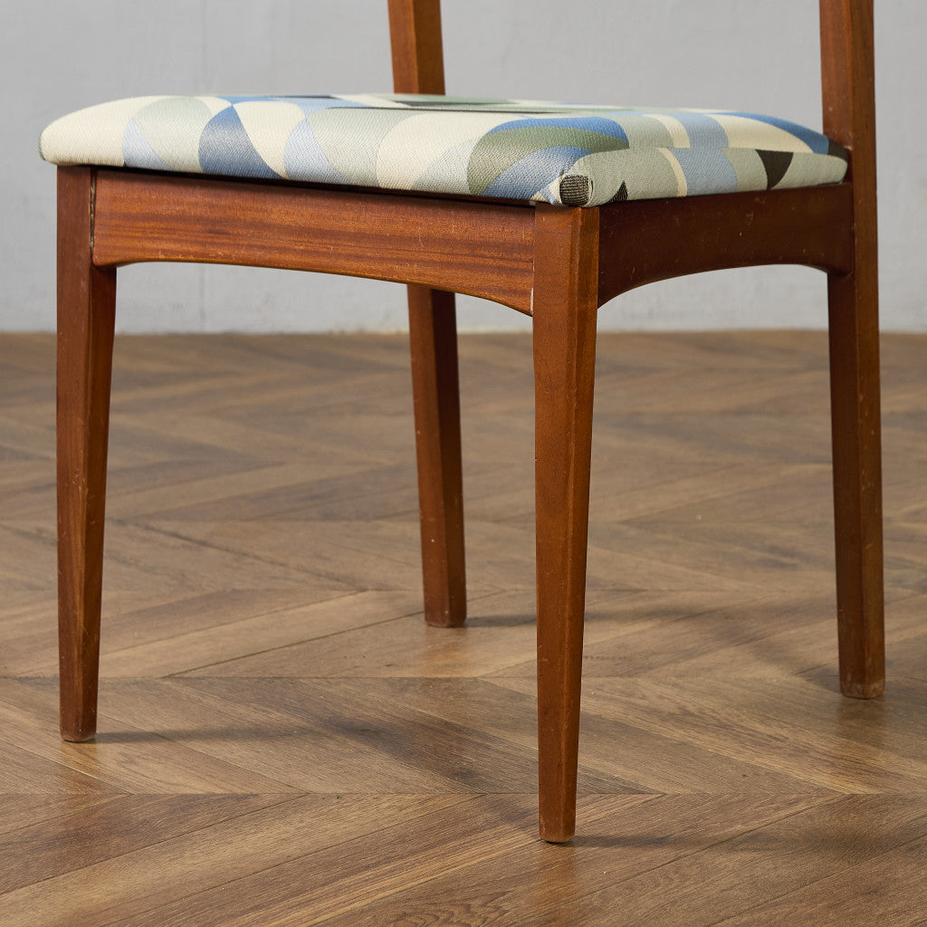 ヴィンテージ ダイニングチェア / 座面張替え済み (LUUM)