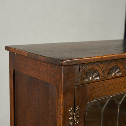 ガラス キャビネット