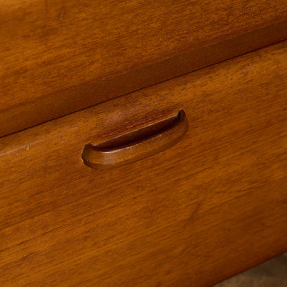 イギリスヴィンテージ サイドボード