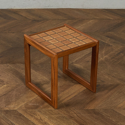 英国 ヴィンテージ タイルトップ ネストテーブル #91883