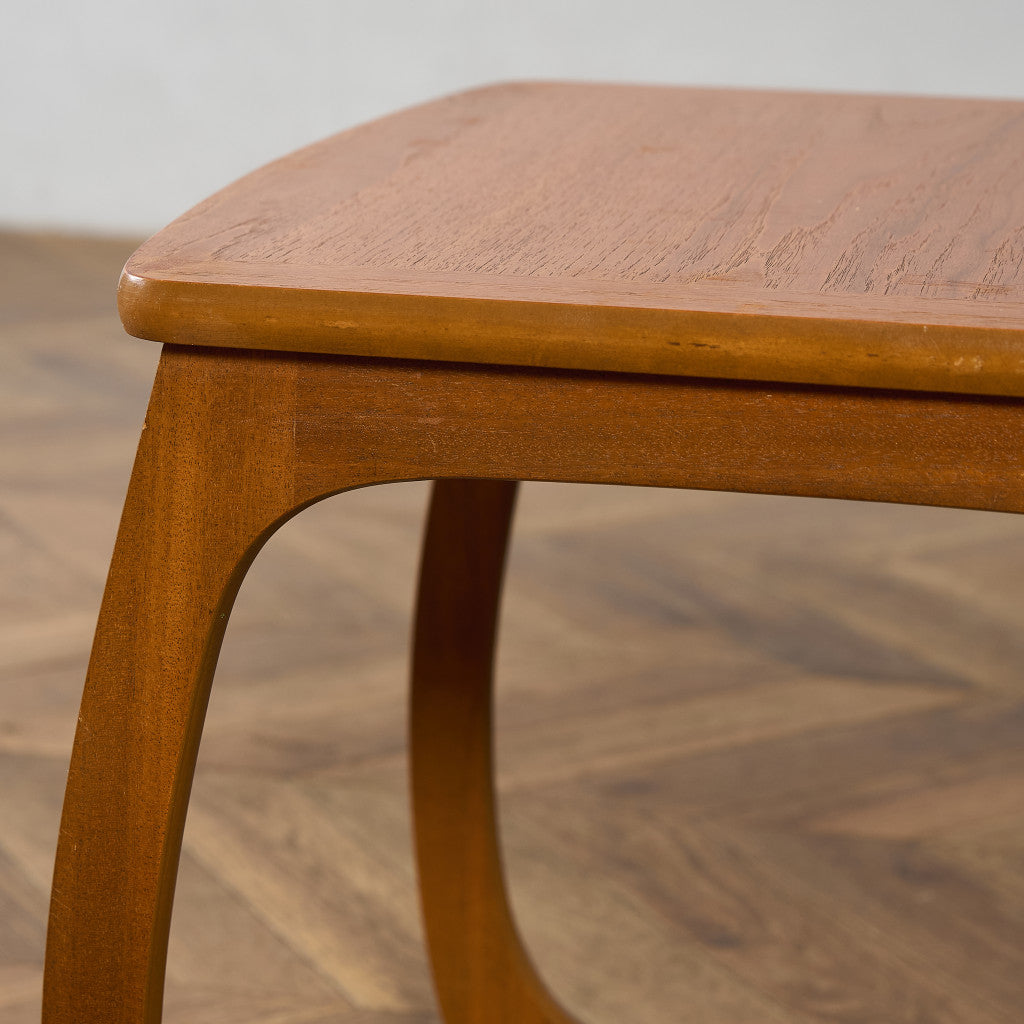 Burlington ネストテーブル