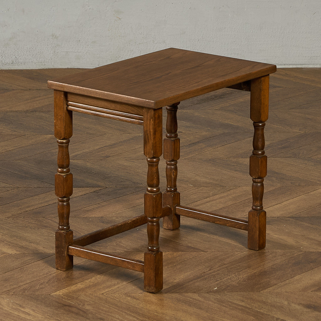 英国 クラシック ネストテーブル