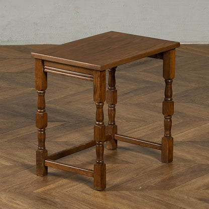 英国 クラシック ネストテーブル