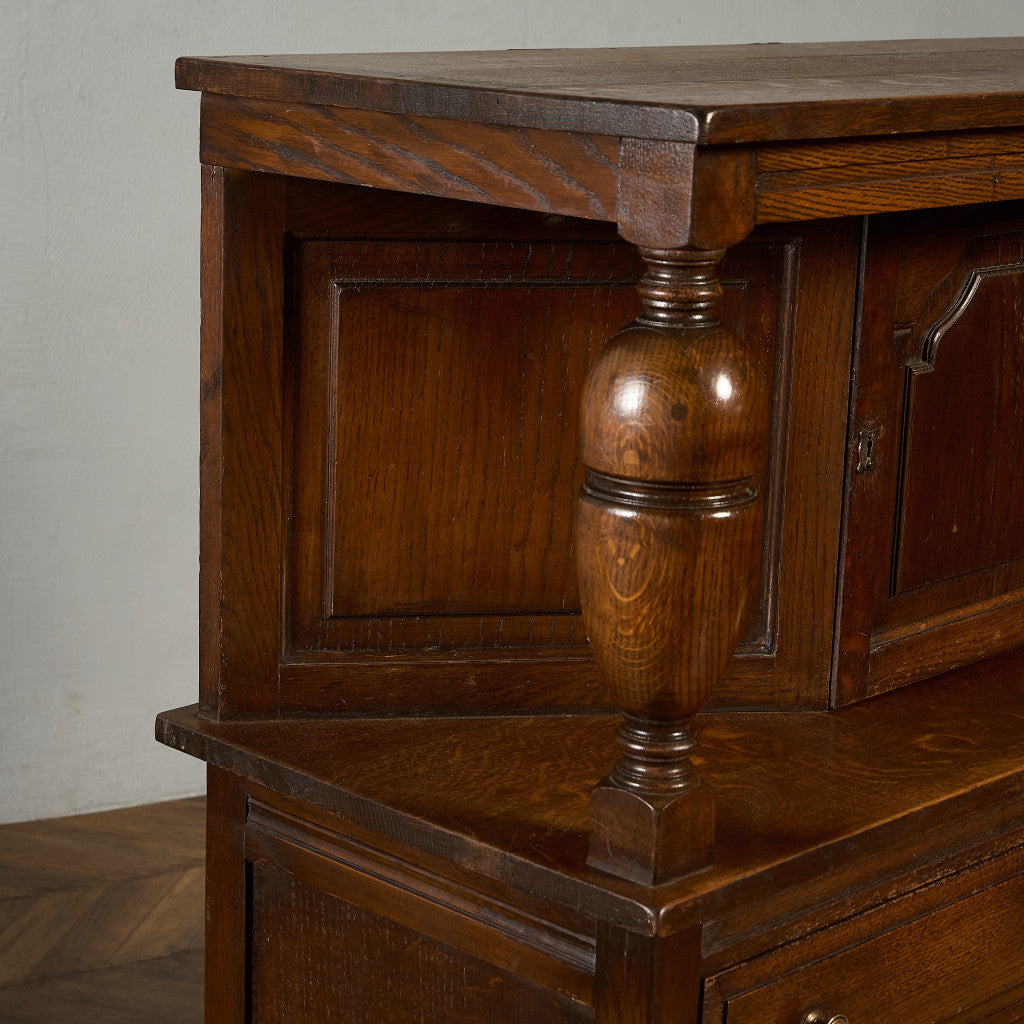 英国 クラシック コートカップボード 食器棚