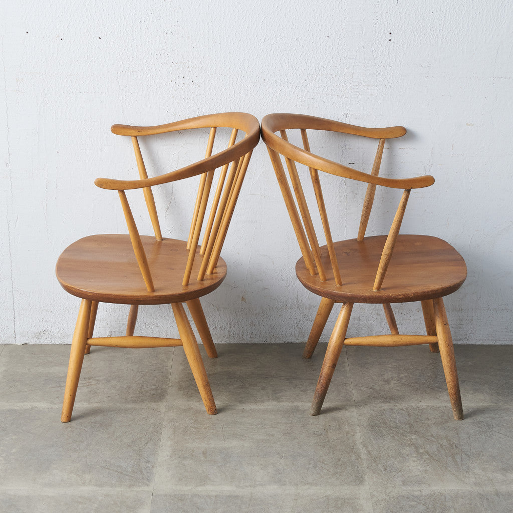 55528][アーコール ERCOL]ヴィンテージ スモーカーズ ローチェア 2脚セット – camori ヴィンテージ家具・北欧インテリアの通販サイト