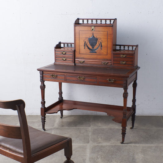 英国アンティーク デスク