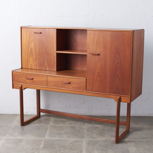 ヴィンテージ ハイサイドボード