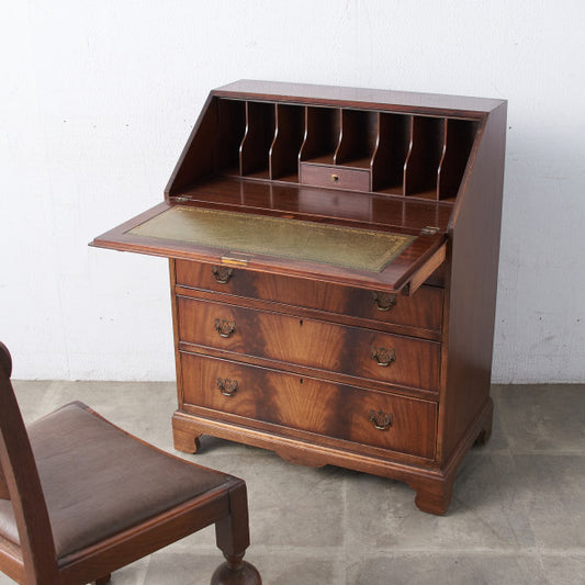 英国アンティーク ライティングビューロー