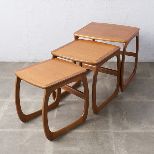 Burlington ネストテーブル