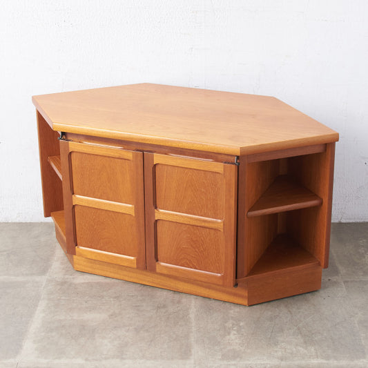 ヴィンテージ コーナー AVボード