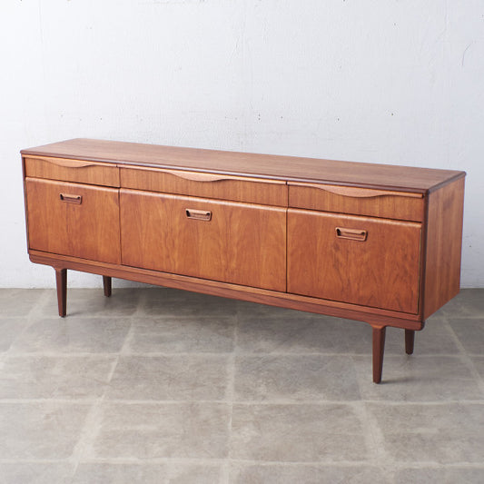 イギリスヴィンテージ サイドボード