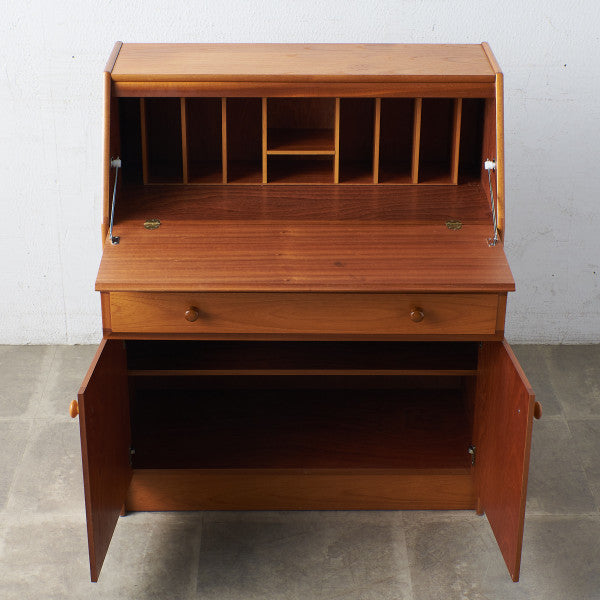 Sutcliffe of Todmorden – camori ヴィンテージ家具・北欧インテリアの