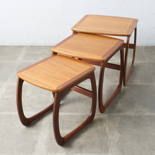 Burlington ネストテーブル