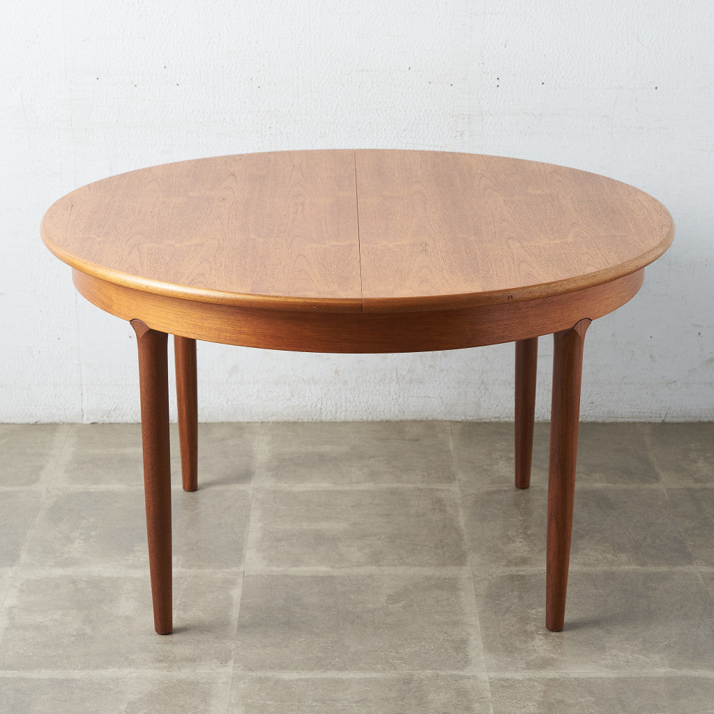 Meredew(メレデュー) ラウンドダイニングテーブル (301) 7E6A8756-D968-40B8-B856-